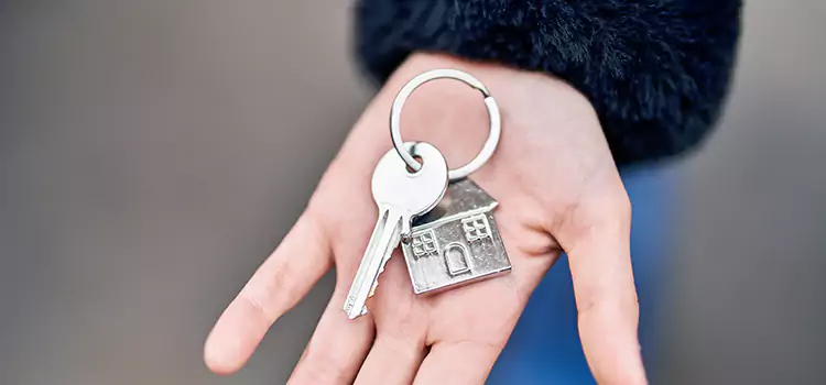 Trusted Broken Key Extraction Horn Lake